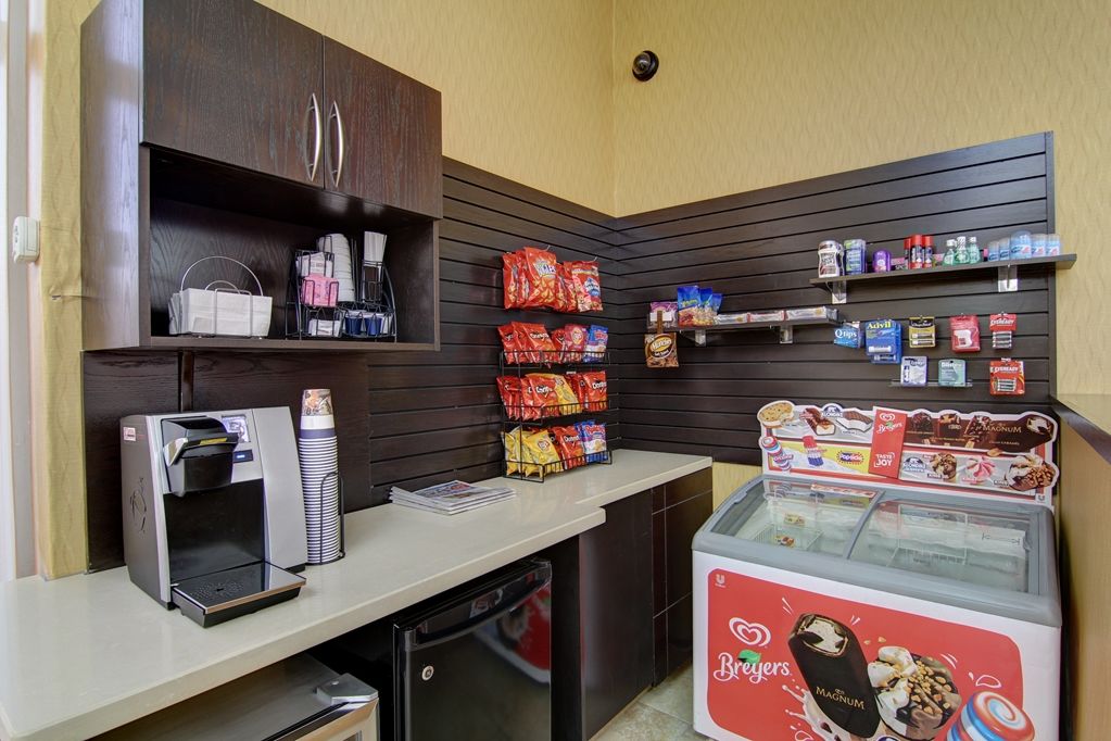 Best Western Plus Bowmanville Einrichtungen foto